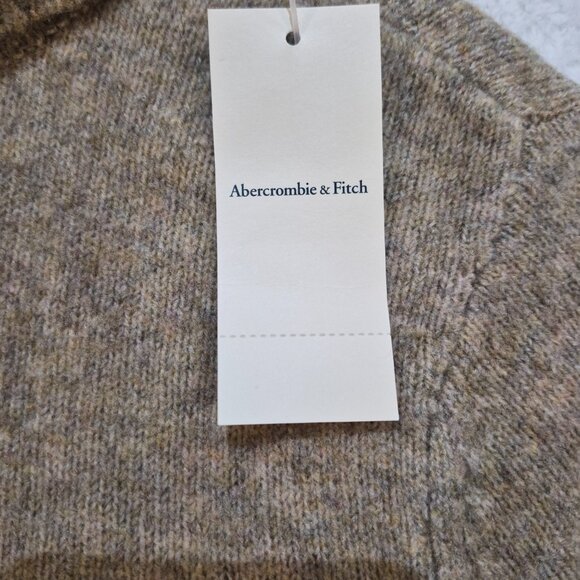 Share Abercrombie & Fitch Women’s Turtleneck Sweater Neutral Knit NWT Size Small - Picture 2 of 8
